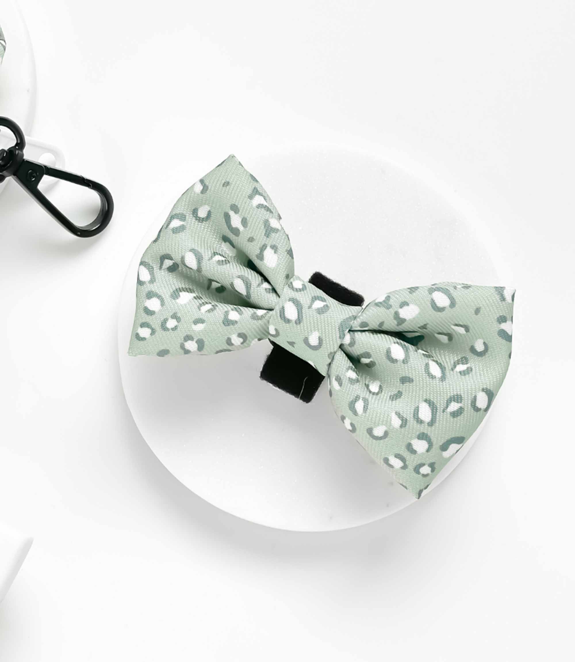 Cocopup London - Sage Leopard Bow Tie - Nest Pets