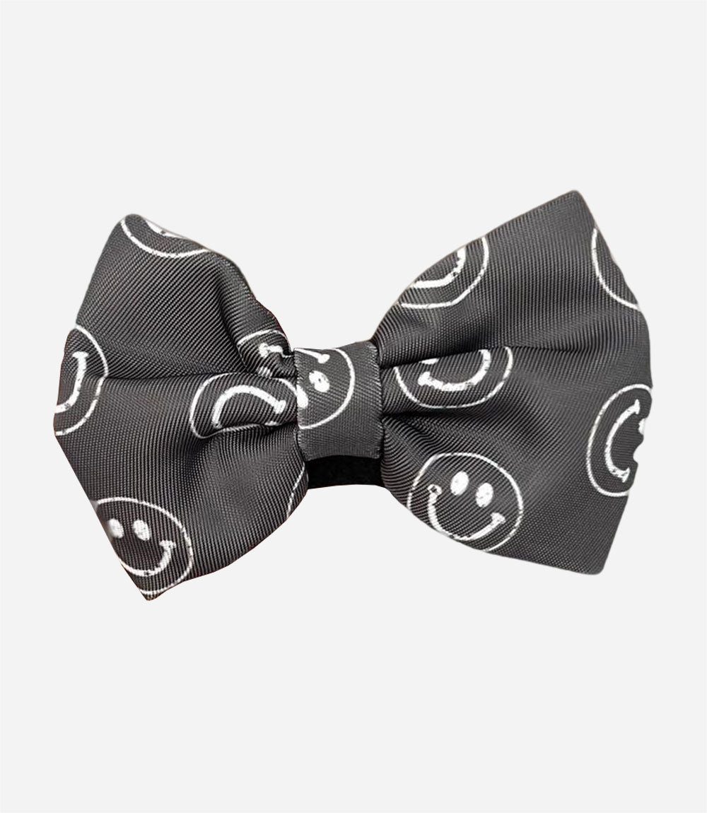 Poppy + Ted - Walk + Wear Happy Stamp Dog Bow Tie - Nest Pets