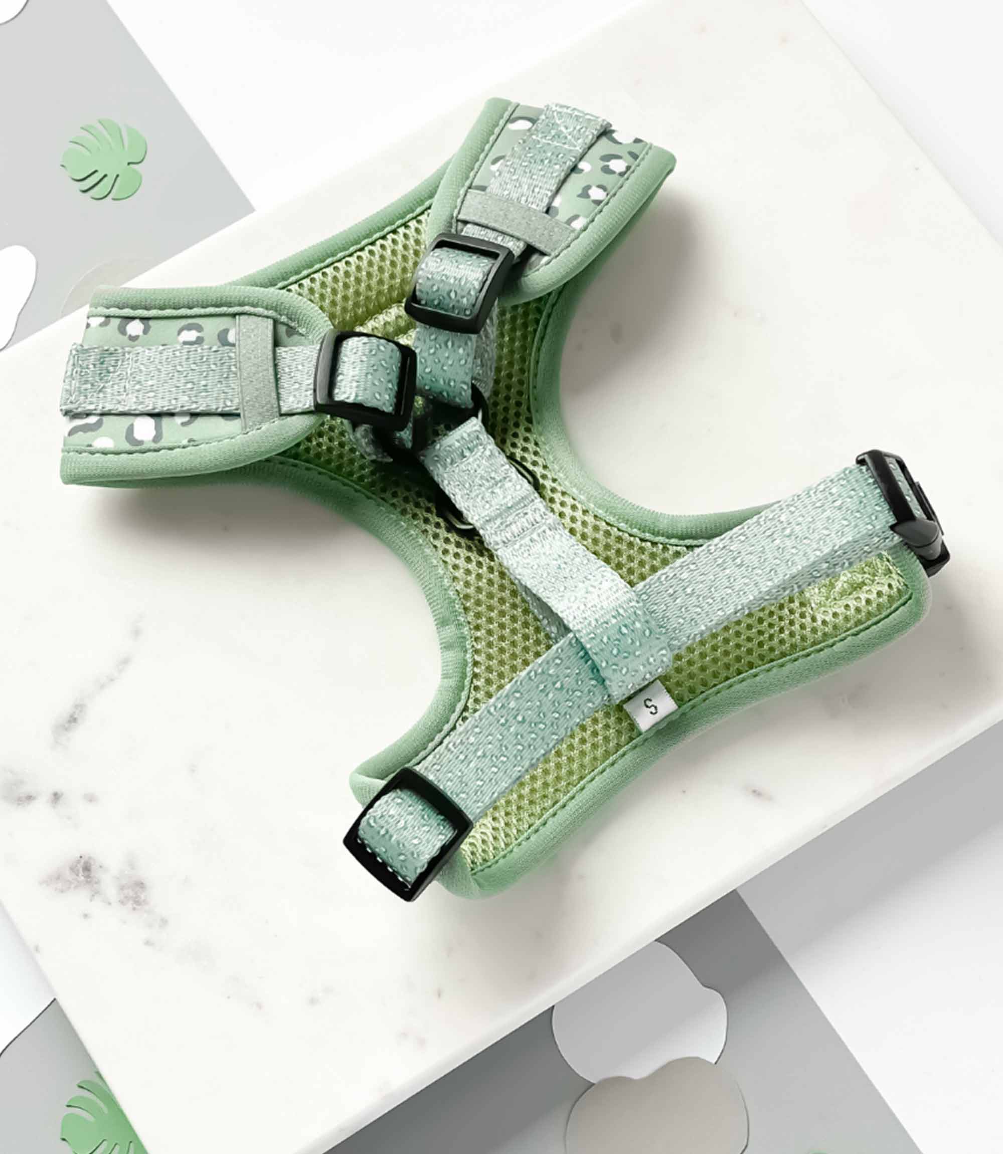 Cocopup London - Sage Leopard Harness - Nest Pets